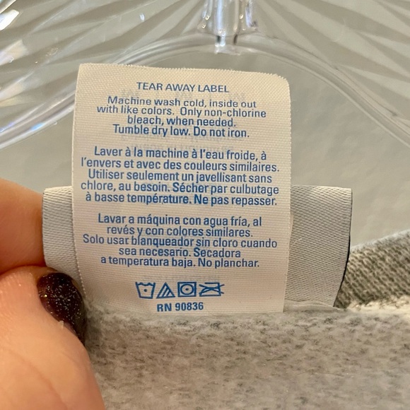 Vintage Disney grey crew neck sweatshirt - size medium - Picture 6 of 8